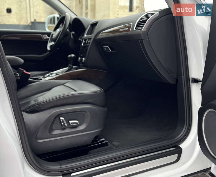 Внедорожник / Кроссовер Audi Q5 2016 в Дубно