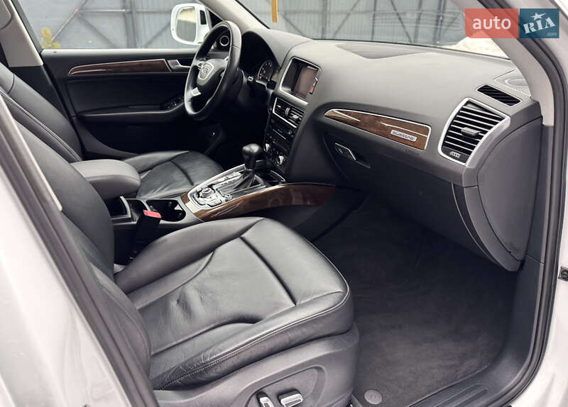 Внедорожник / Кроссовер Audi Q5 2016 в Дубно