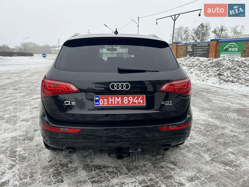 Позашляховик / Кросовер Audi Q5 2012 в Володимирі