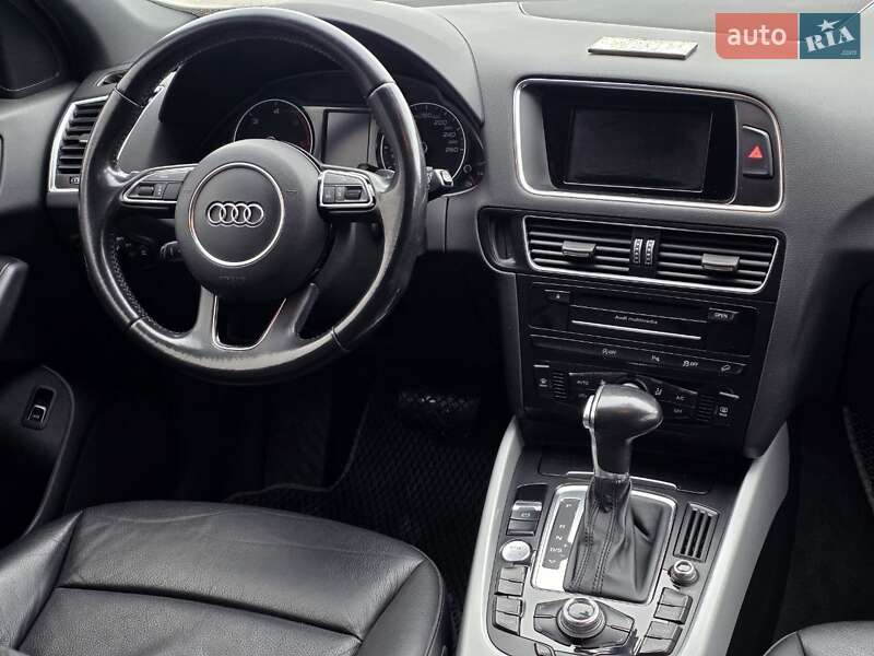 Внедорожник / Кроссовер Audi Q5 2015 в Тернополе