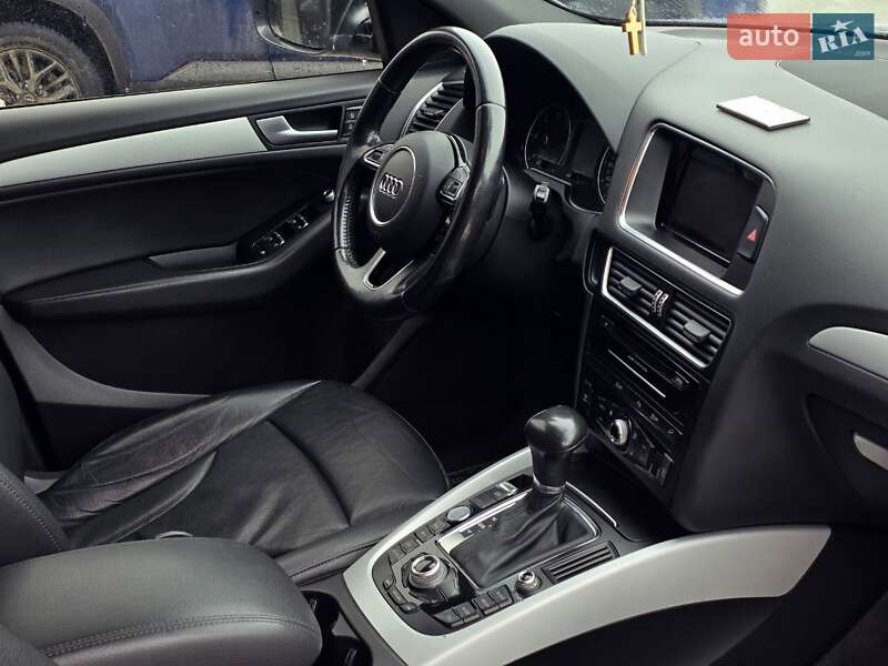 Внедорожник / Кроссовер Audi Q5 2015 в Тернополе