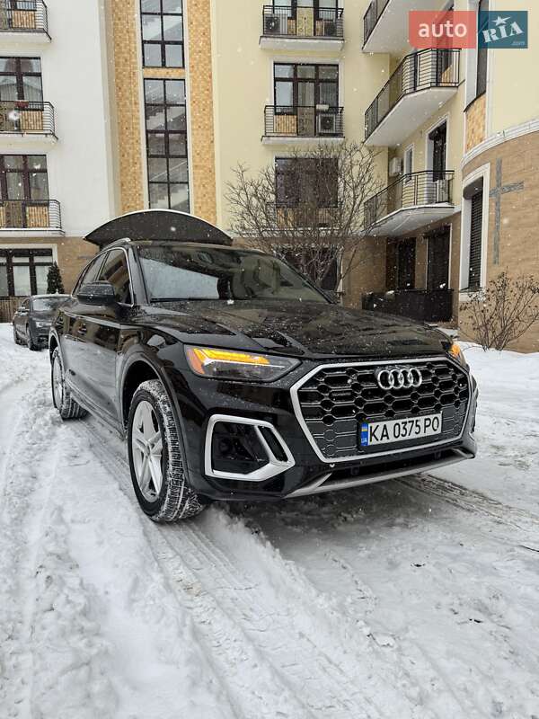 Внедорожник / Кроссовер Audi Q5 2020 в Киеве