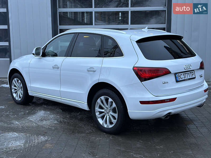 Позашляховик / Кросовер Audi Q5 2015 в Дрогобичі