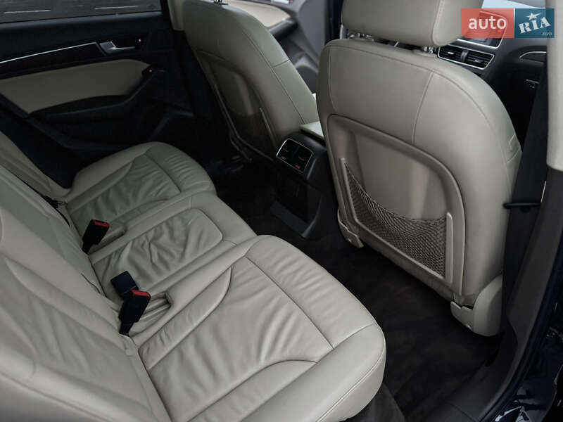 Позашляховик / Кросовер Audi Q5 2014 в Дубні