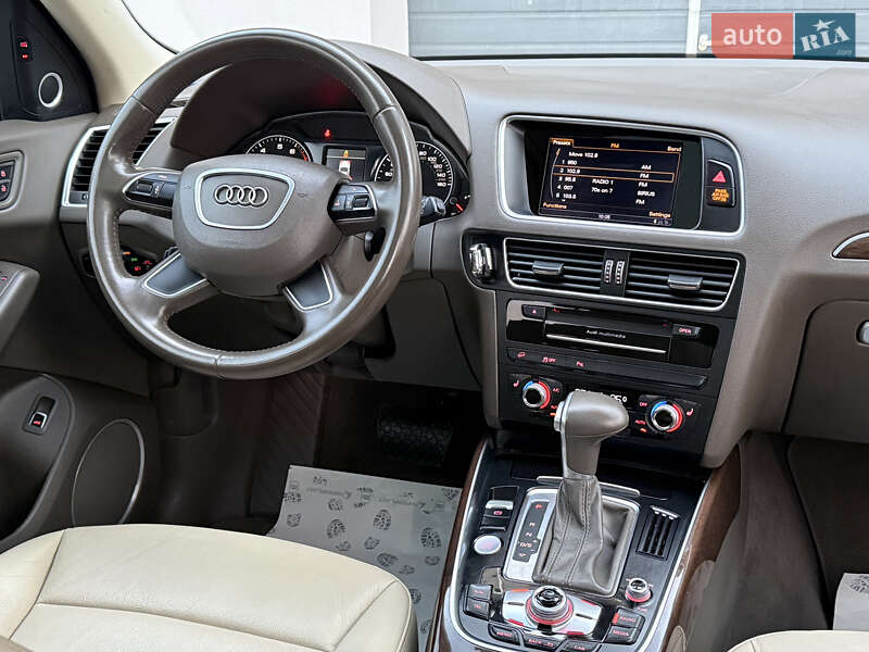 Позашляховик / Кросовер Audi Q5 2015 в Дрогобичі