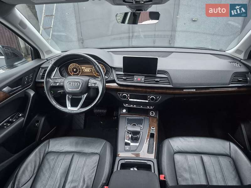 Внедорожник / Кроссовер Audi Q5 2018 в Львове фото 28 Внедорожник / Кроссовер Audi Q5 2018 в Львове