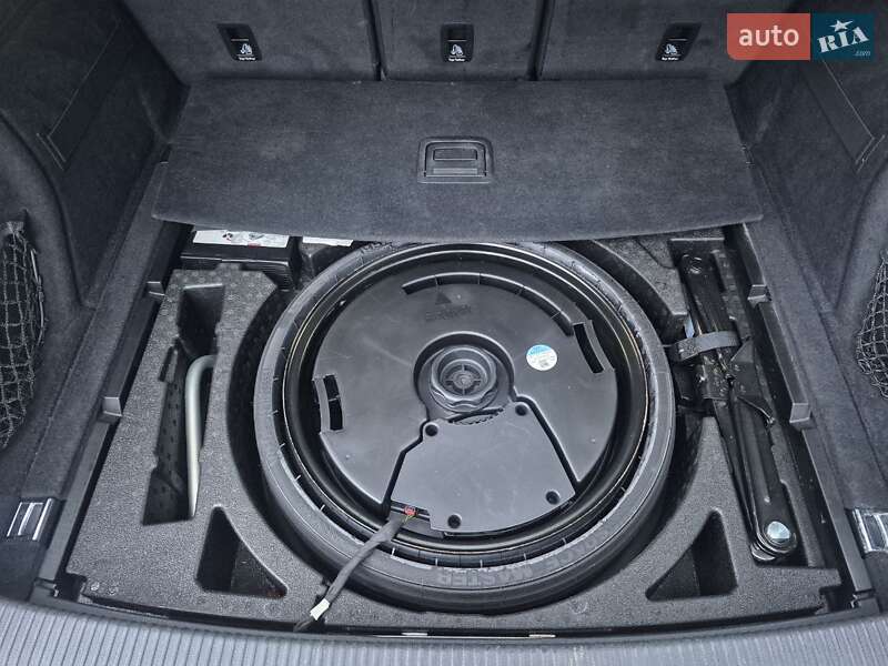 Внедорожник / Кроссовер Audi Q5 2018 в Львове фото 34 Внедорожник / Кроссовер Audi Q5 2018 в Львове