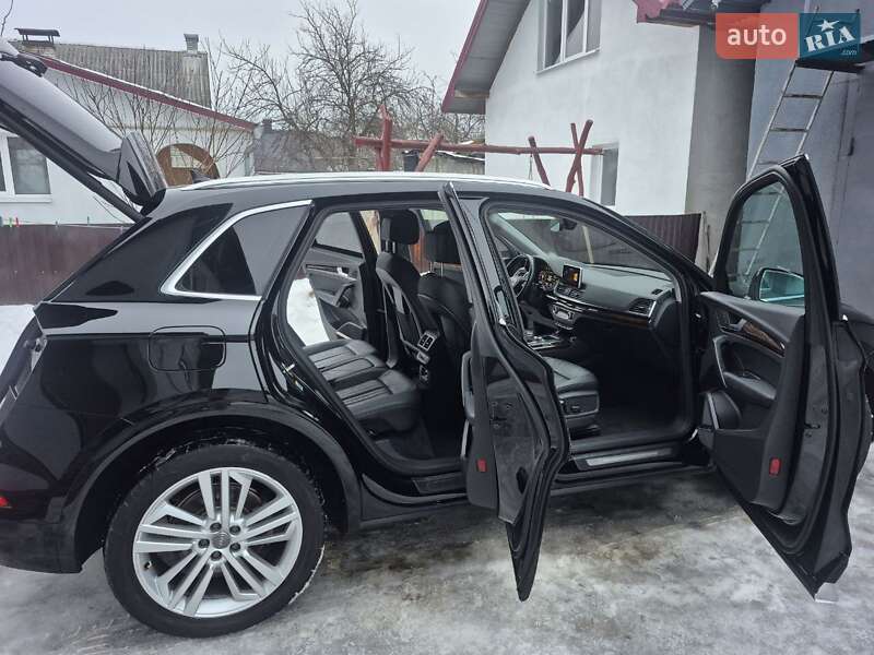 Внедорожник / Кроссовер Audi Q5 2018 в Львове фото 44 Внедорожник / Кроссовер Audi Q5 2018 в Львове