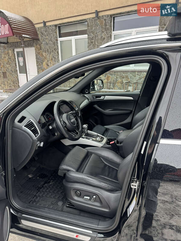 Внедорожник / Кроссовер Audi Q5 2017 в Владимире