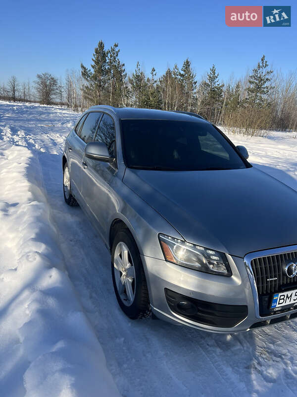 Позашляховик / Кросовер Audi Q5 2011 в Коростені