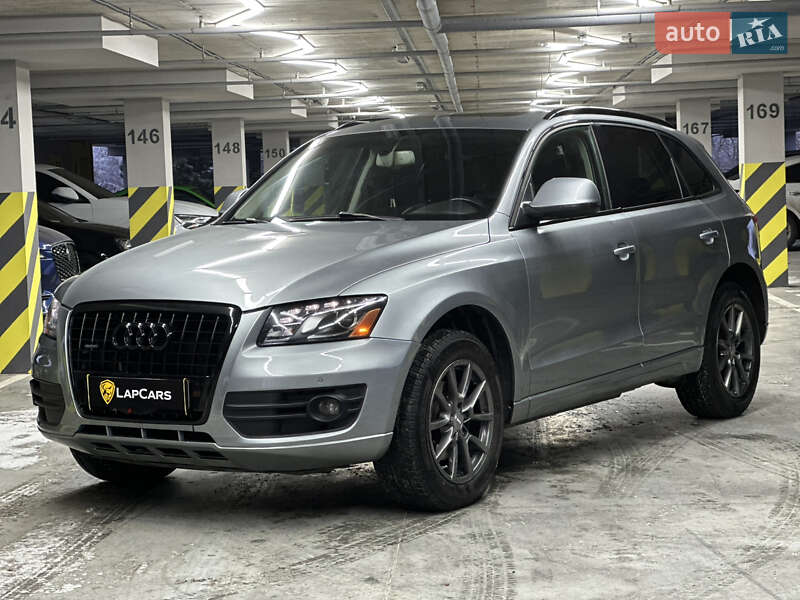 Внедорожник / Кроссовер Audi Q5 2010 в Одессе