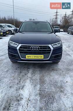 Позашляховик / Кросовер Audi Q5 2018 в Полтаві