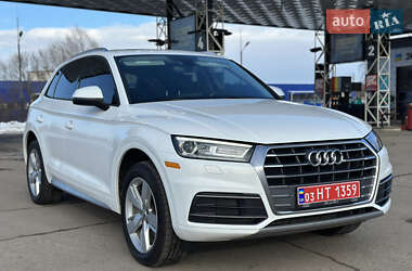 Позашляховик / Кросовер Audi Q5 2018 в Дубні