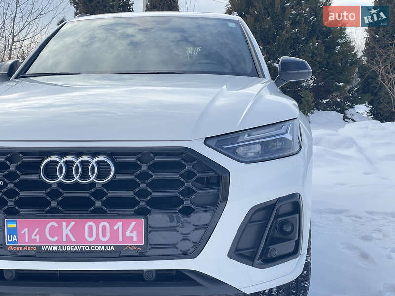 Позашляховик / Кросовер Audi Q5 2021 в Львові