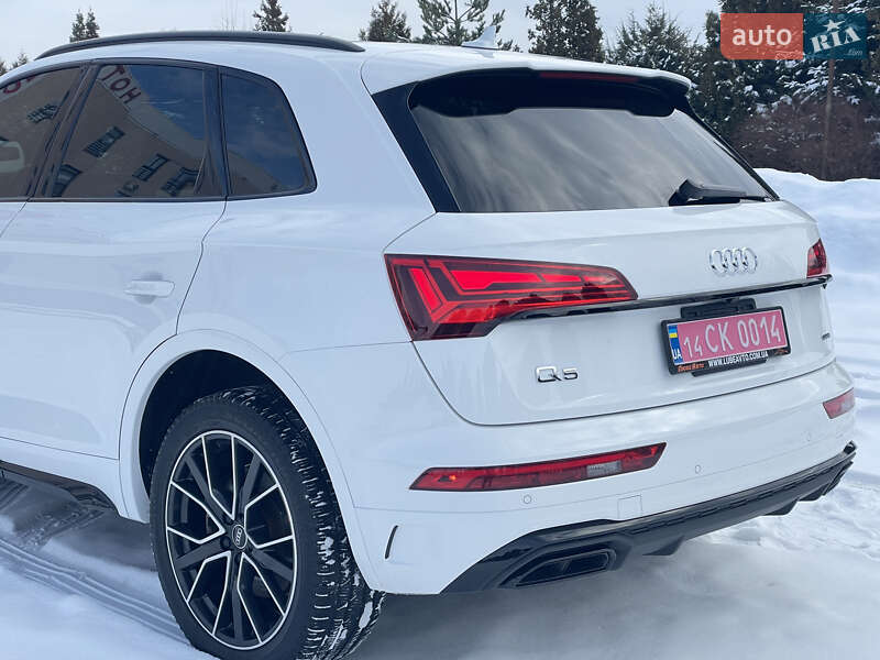 Позашляховик / Кросовер Audi Q5 2021 в Львові