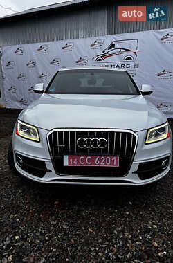 Позашляховик / Кросовер Audi Q5 2015 в Виноградові