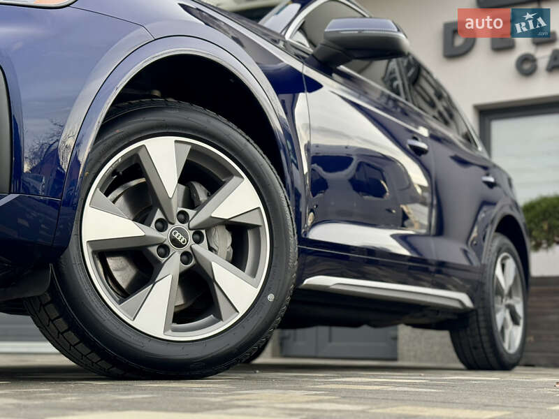 Внедорожник / Кроссовер Audi Q5 2022 в Дрогобыче