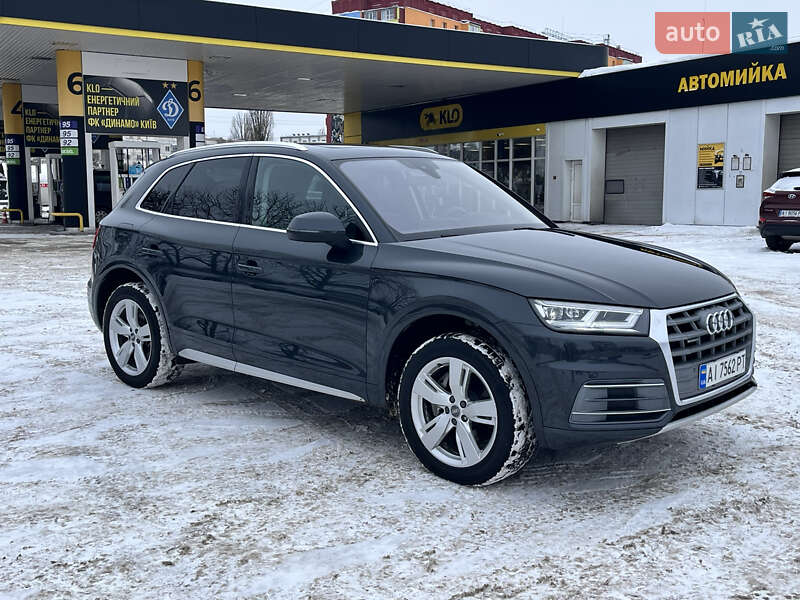 Позашляховик / Кросовер Audi Q5 2017 в Києві