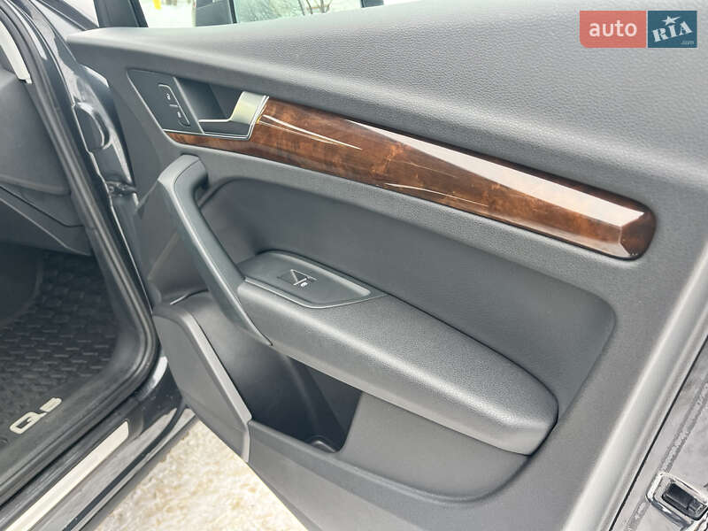 Позашляховик / Кросовер Audi Q5 2017 в Києві