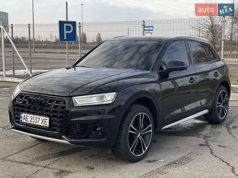 Внедорожник / Кроссовер Audi Q5 2017 в Днепре