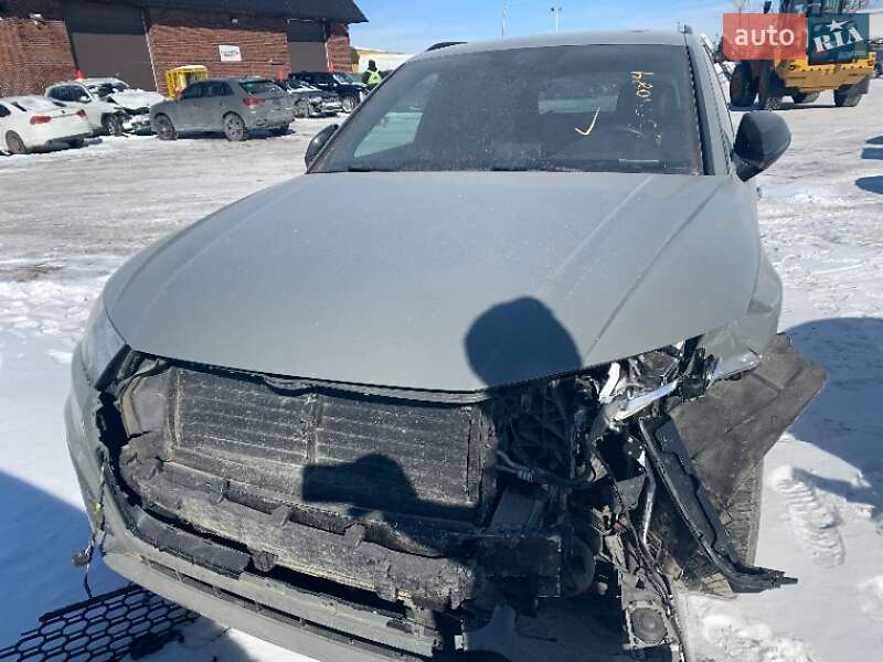 Внедорожник / Кроссовер Audi Q5 2019 в Ровно фото 57 Внедорожник / Кроссовер Audi Q5 2019 в Ровно