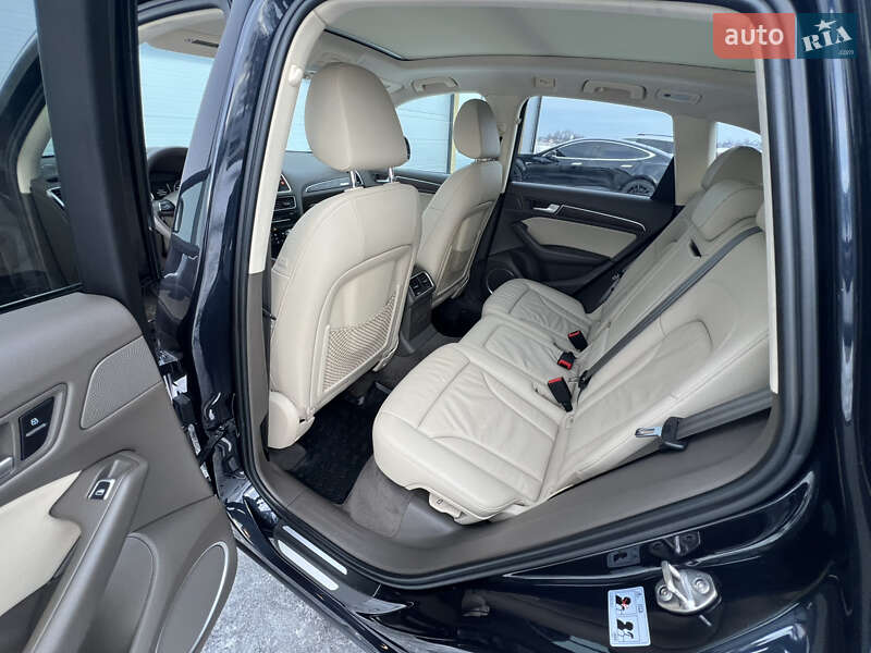 Позашляховик / Кросовер Audi Q5 2014 в Луцьку