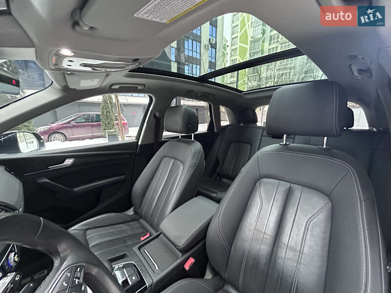 Внедорожник / Кроссовер Audi Q5 2020 в Ивано-Франковске