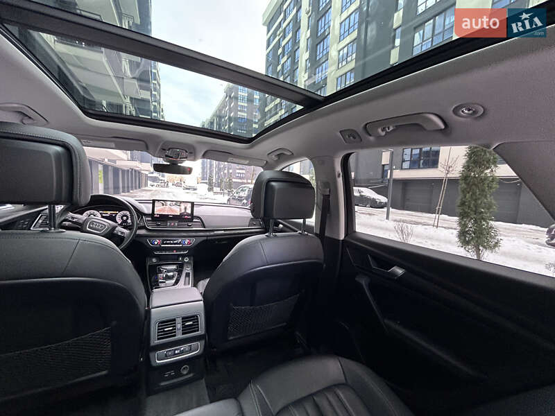 Внедорожник / Кроссовер Audi Q5 2020 в Ивано-Франковске