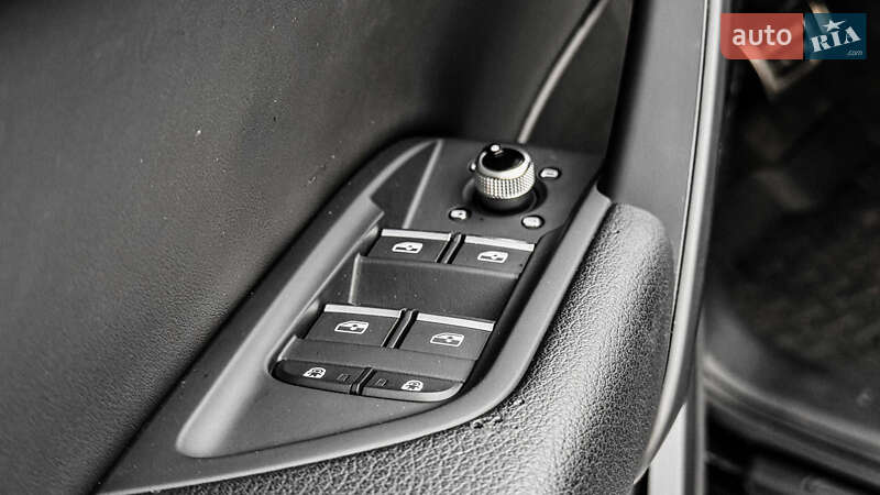 Позашляховик / Кросовер Audi Q5 2021 в Рівному