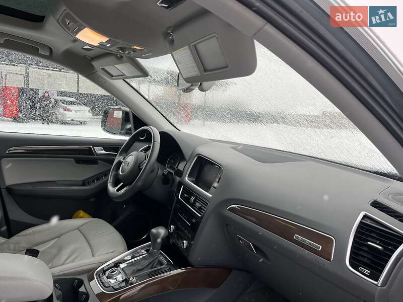 Внедорожник / Кроссовер Audi Q5 2015 в Дубно