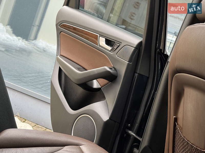 Внедорожник / Кроссовер Audi Q5 2015 в Дрогобыче фото 40 Внедорожник / Кроссовер Audi Q5 2015 в Дрогобыче