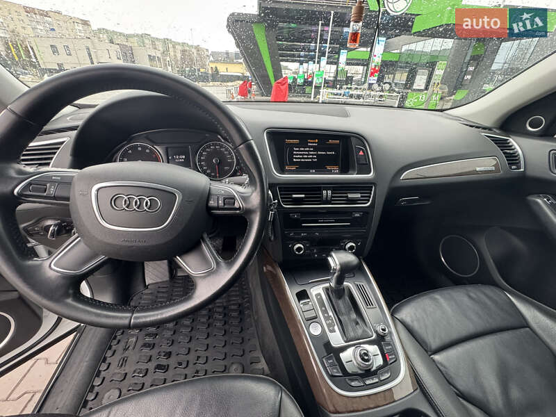 Позашляховик / Кросовер Audi Q5 2016 в Луцьку фото 20 Позашляховик / Кросовер Audi Q5 2016 в Луцьку