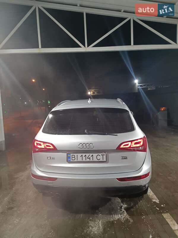 Позашляховик / Кросовер Audi Q5 2011 в Кременчуці фото 5 Позашляховик / Кросовер Audi Q5 2011 в Кременчуці