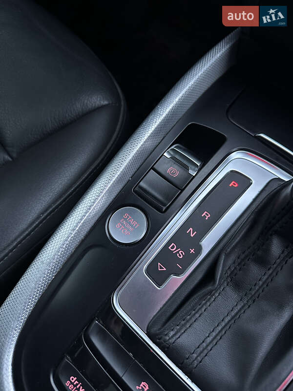 Внедорожник / Кроссовер Audi Q5 2015 в Ужгороде