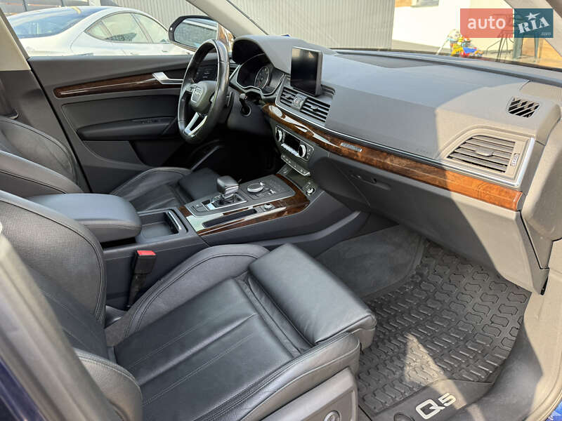 Позашляховик / Кросовер Audi Q5 2018 в Стрию фото 102 Позашляховик / Кросовер Audi Q5 2018 в Стрию