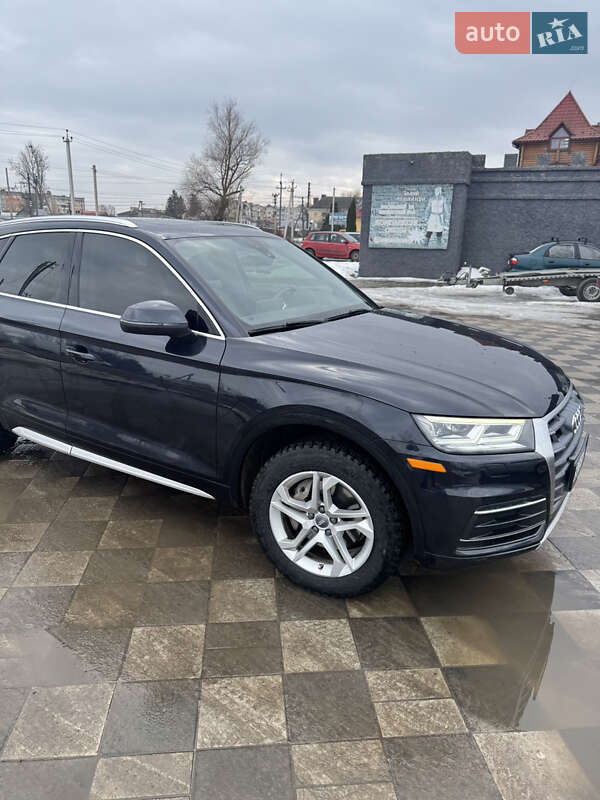 Позашляховик / Кросовер Audi Q5 2018 в Самборі