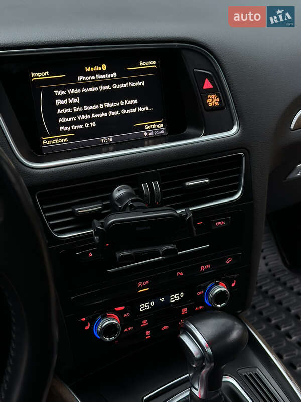 Позашляховик / Кросовер Audi Q5 2016 в Ужгороді