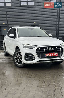 Внедорожник / Кроссовер Audi Q5 2021 в Киеве
