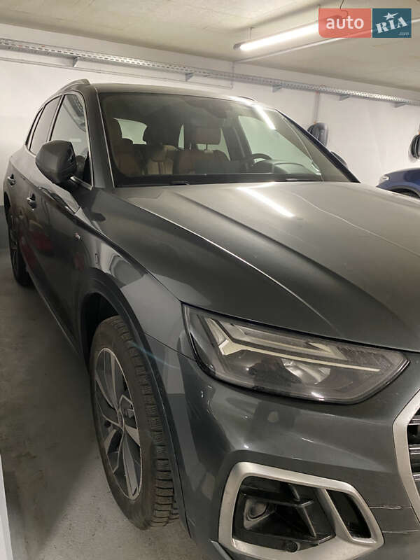 Внедорожник / Кроссовер Audi Q5 2023 в Житомире