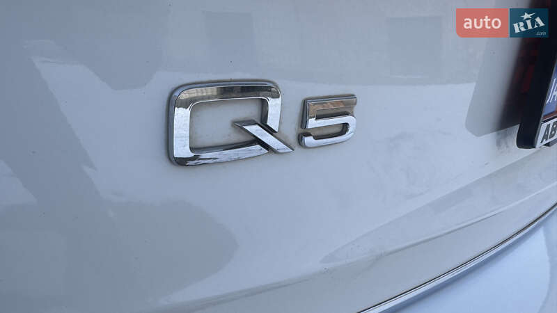 Внедорожник / Кроссовер Audi Q5 2015 в Дубно