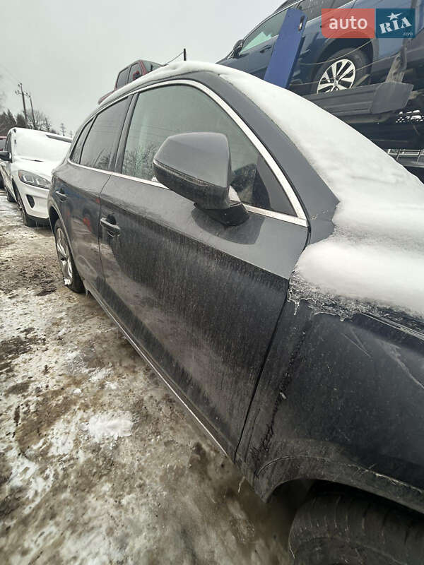 Внедорожник / Кроссовер Audi Q5 2021 в Львове фото 4 Внедорожник / Кроссовер Audi Q5 2021 в Львове