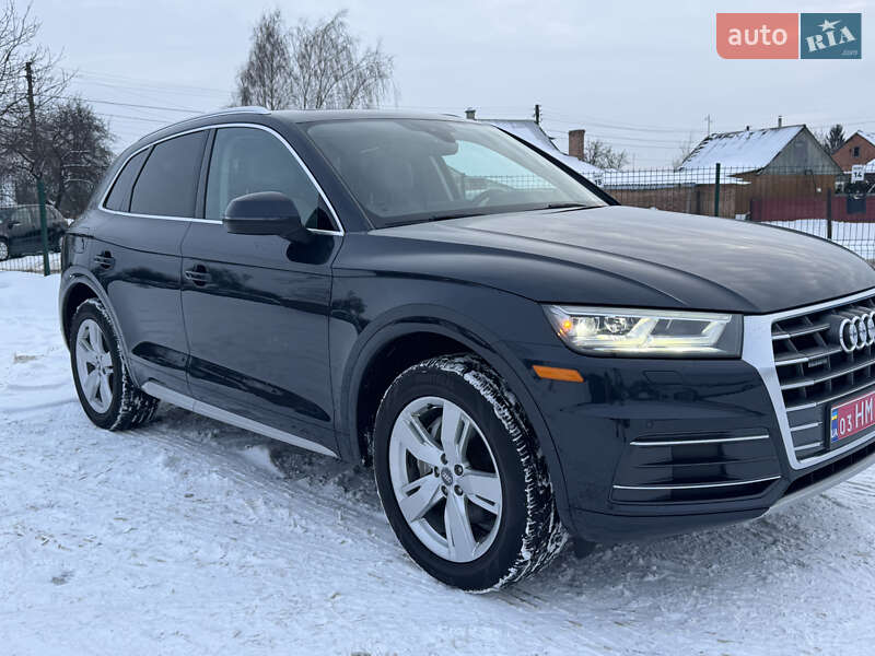 Позашляховик / Кросовер Audi Q5 2017 в Луцьку фото 4 Позашляховик / Кросовер Audi Q5 2017 в Луцьку