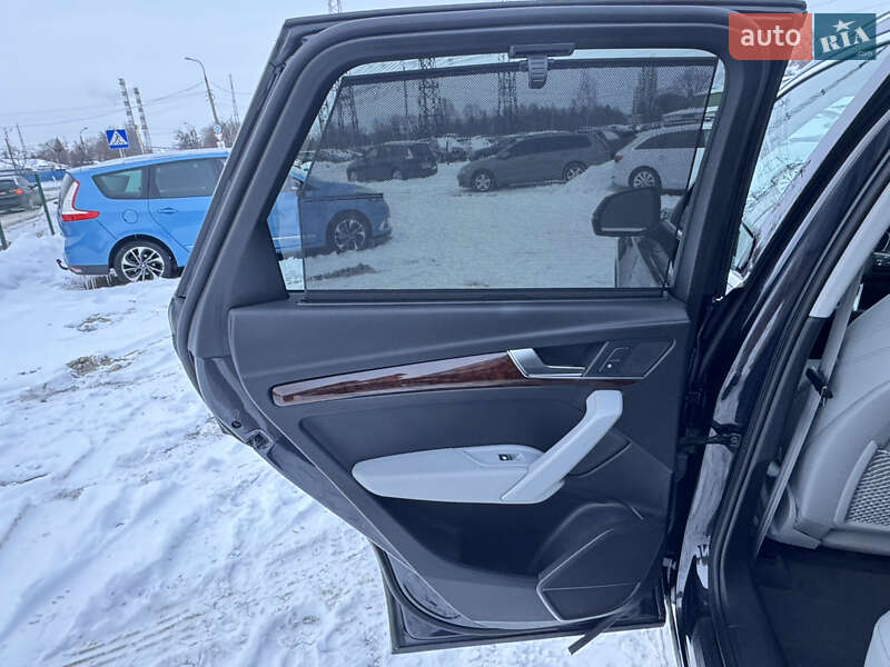 Позашляховик / Кросовер Audi Q5 2017 в Луцьку фото 33 Позашляховик / Кросовер Audi Q5 2017 в Луцьку