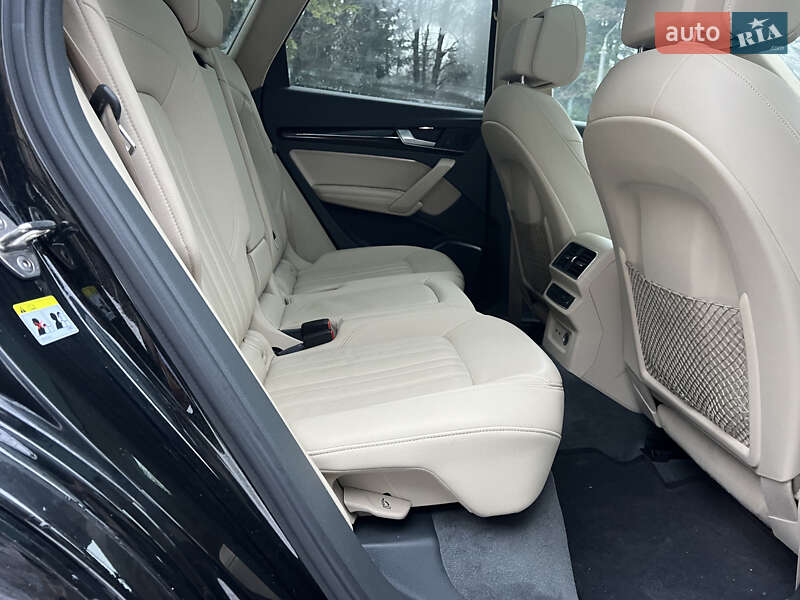 Позашляховик / Кросовер Audi Q5 2019 в Львові