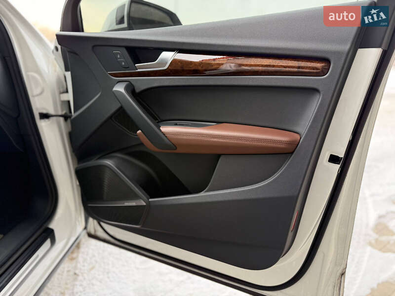 Внедорожник / Кроссовер Audi Q5 2018 в Киеве