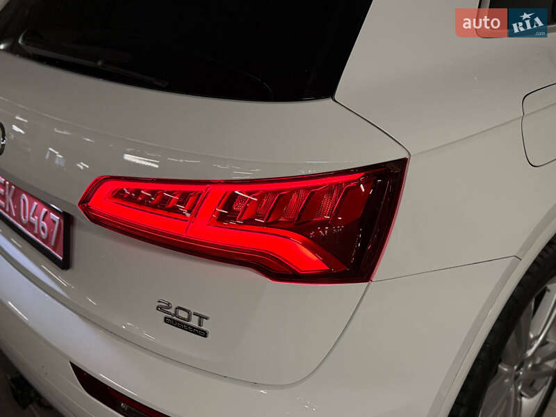 Внедорожник / Кроссовер Audi Q5 2018 в Киеве