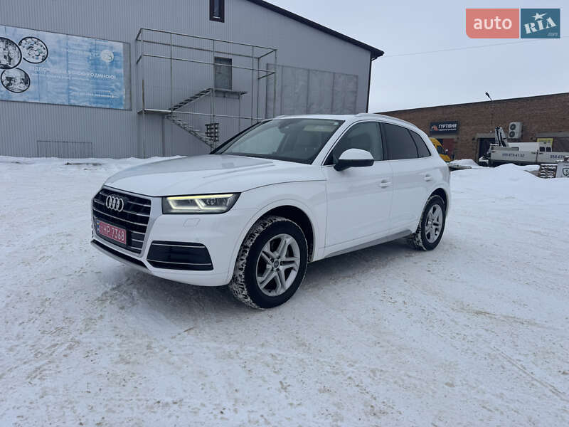 Позашляховик / Кросовер Audi Q5 2018 в Володимирі фото 7 Позашляховик / Кросовер Audi Q5 2018 в Володимирі