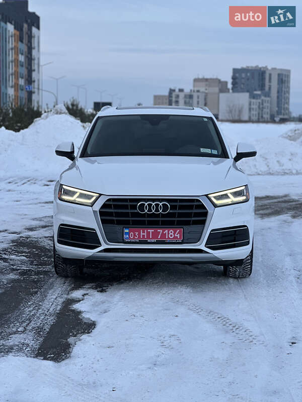 Позашляховик / Кросовер Audi Q5 2018 в Рівному фото 2 Позашляховик / Кросовер Audi Q5 2018 в Рівному