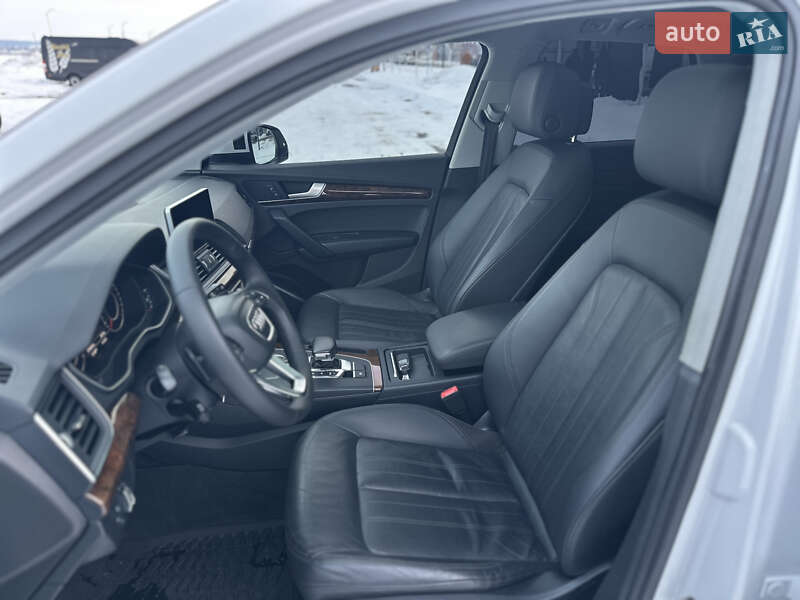 Позашляховик / Кросовер Audi Q5 2018 в Рівному фото 24 Позашляховик / Кросовер Audi Q5 2018 в Рівному