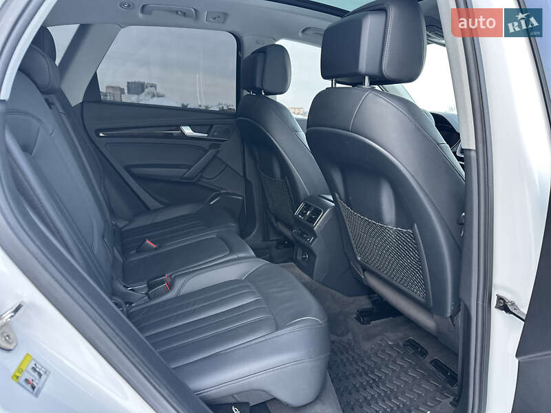 Позашляховик / Кросовер Audi Q5 2018 в Рівному фото 33 Позашляховик / Кросовер Audi Q5 2018 в Рівному